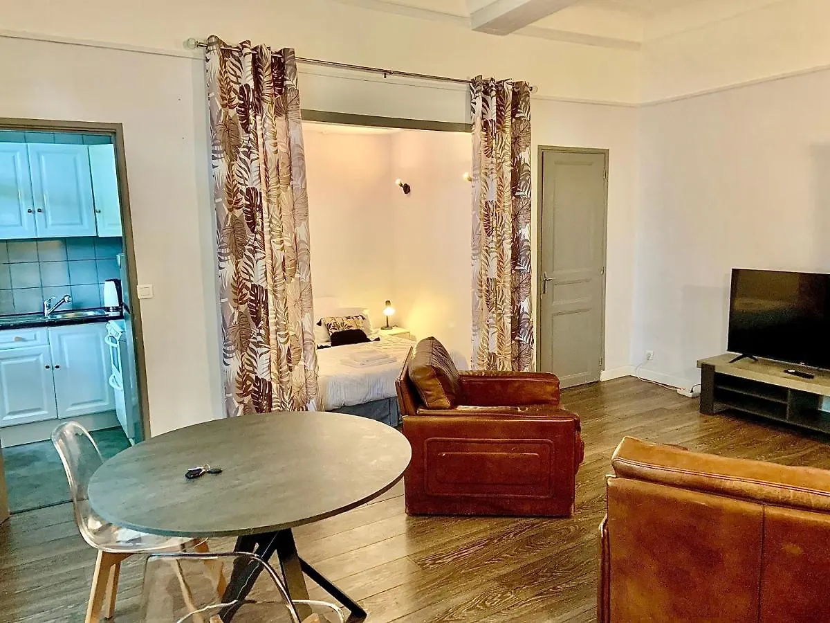 Domaine Bellefontaine Apartment Aix-en-Provence 0*,  France